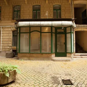 Cozy In The Center For 2 People , Budapest Hungary