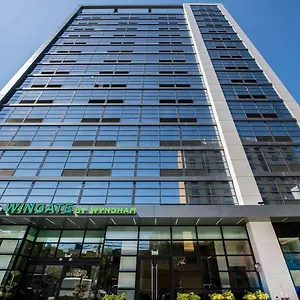 Hotel Wingate By Wyndham Long Island, New York